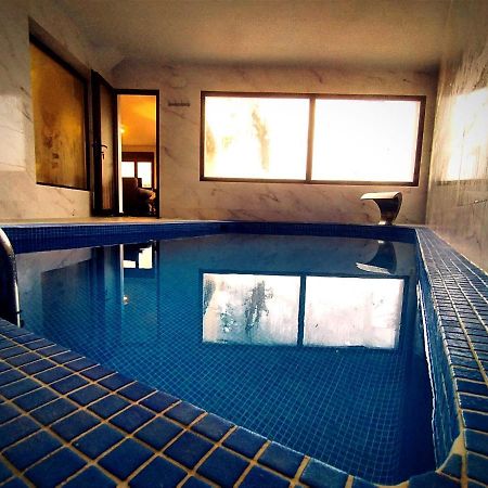 Villa El Aprisco, Con Piscina Climatizada En Hueva-Guadalajara Esterno foto