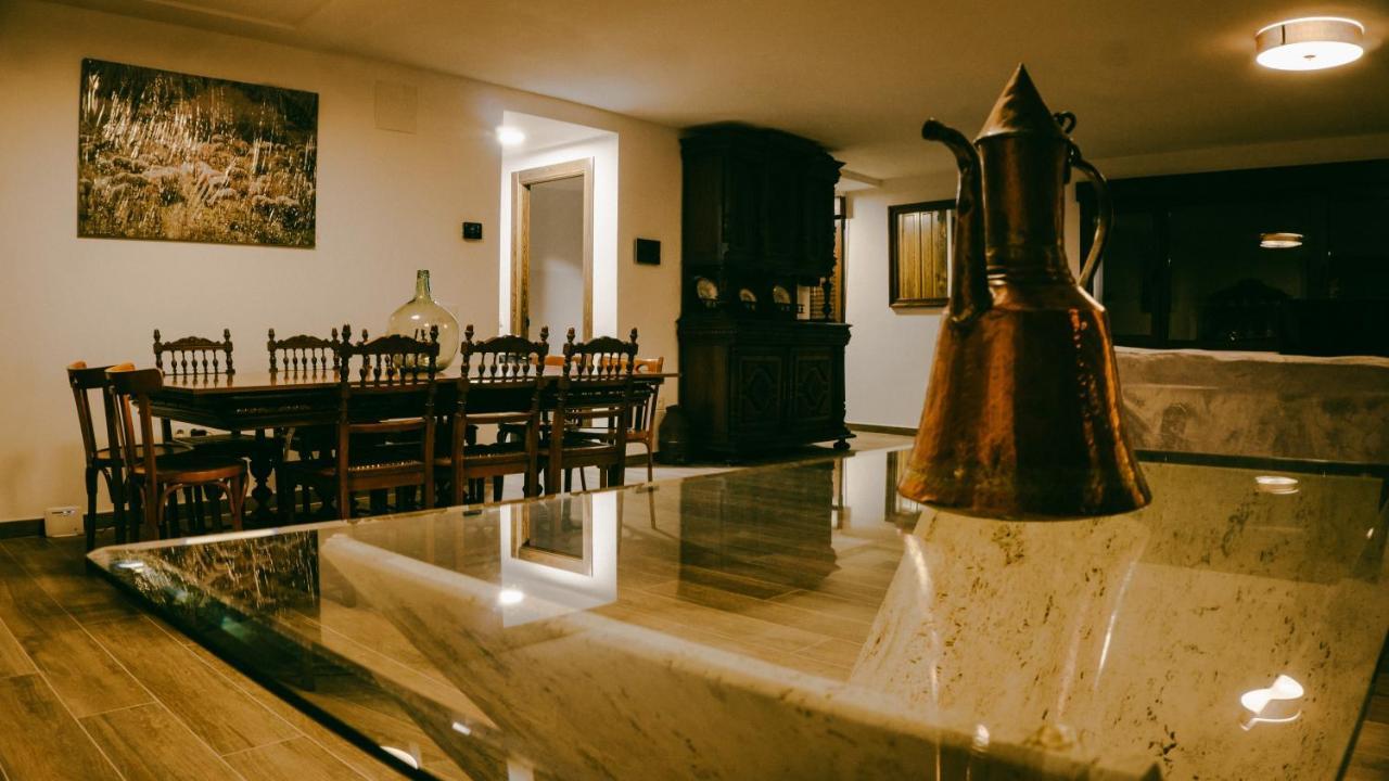 Villa El Aprisco, Con Piscina Climatizada En Hueva-Guadalajara Esterno foto
