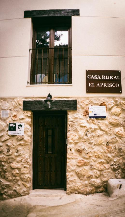 Villa El Aprisco, Con Piscina Climatizada En Hueva-Guadalajara Esterno foto